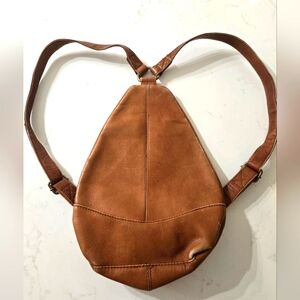 HoBo tan bookbag